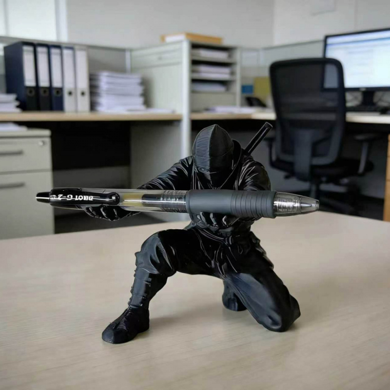 Desk Setup Gifts - حامل أقلام نينجا مطبوع بتقنية ثلاثية