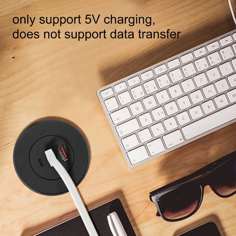 مقسم شحن USB من النوع C لمكتب  - مراجعة Desk Setup Hub وسعره