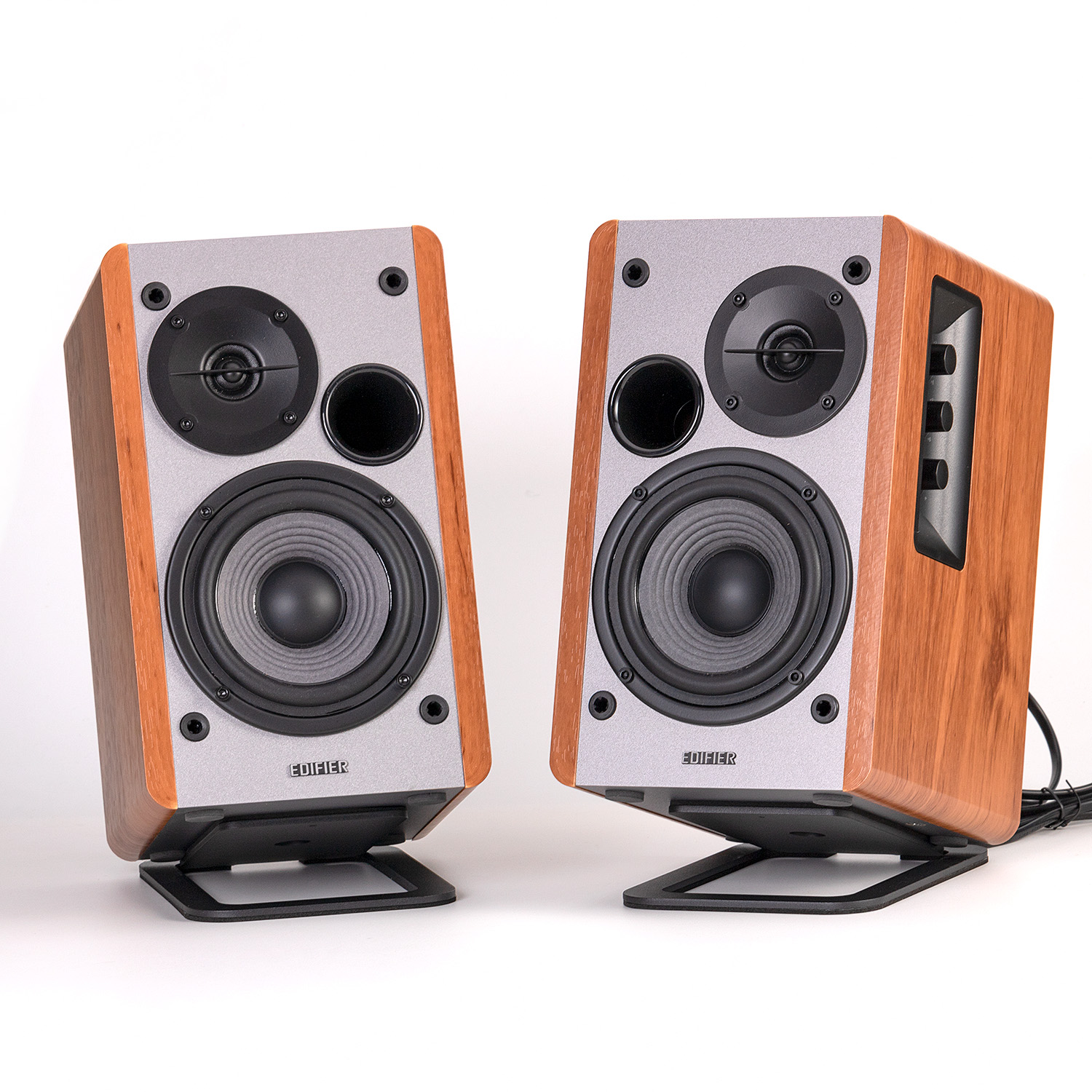 قطعتان من حوامل مكبرات الصوت ا - مراجعة Speaker Desk Setup وسعره